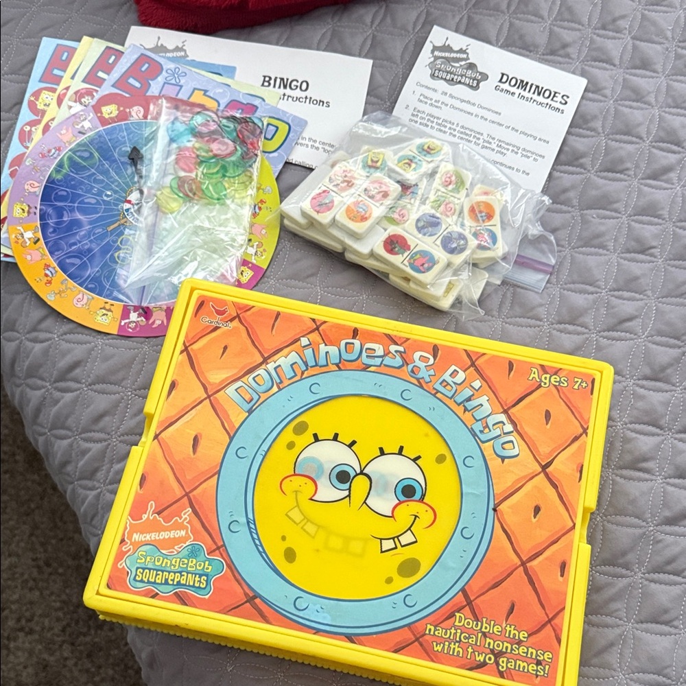 SpongeBob SquarePants Yellow Dominoes & Bingo Set